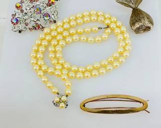 Vintage Fashion Jewelry