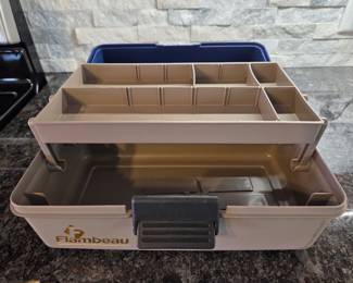 Tackle box 