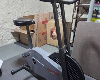 Stationary bike 
