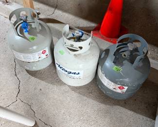 Full propane tanks 