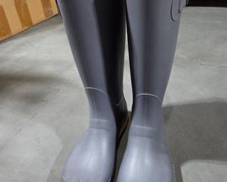 Rain boots 