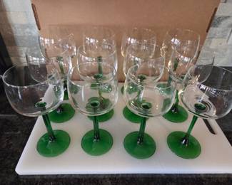 Crystal wine glasses 