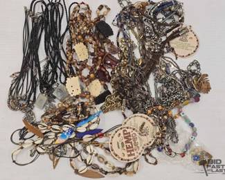 1008  Costume Jewelery 