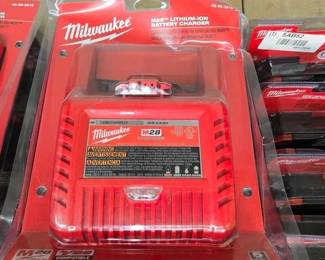 2526  M28 Red Lithium Milwaukee Battery Packs and Charger 