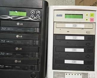 2552  CD Duplicators 