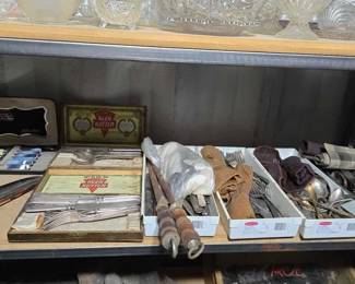 5544  Vintage Silverware 