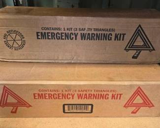 3032  Emergency Warning Kit 