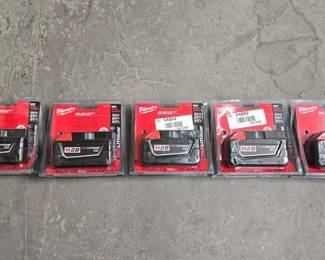 2518  M28 Red Lithium Milwaukee Battery Packs 