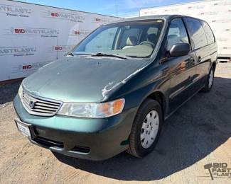 300  2001 Honda Odyssey 