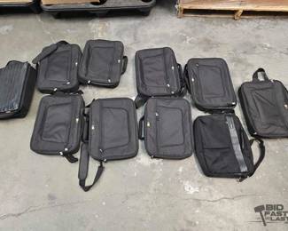 2570  Laptop Carrying Bags 