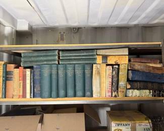 5500  Vintage Book Collection 