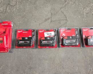 2524  Milwaukee Battery Pack and Charger 