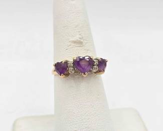 805  10kt Gold Ring with Diamonds  Topaz, 1.9g 