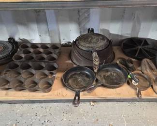 5576  Vintage Cast Iron 