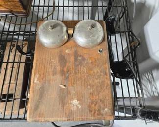 5198  Vintage Telephone 