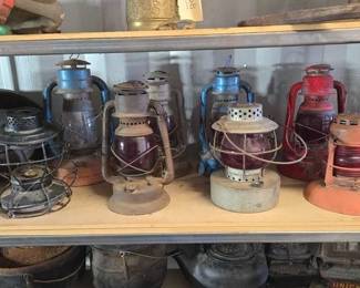 5572  Vintage Signaling Globes 