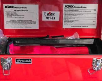 3542  Homak Tool Box 