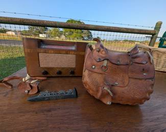 Antiques: AM radio, 2 saddle purses