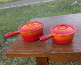 Le Cruset sauce pans, 2 sizes. There is also a lid for a Le Cruset dutch oven