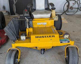 Hustler Raptor Mower