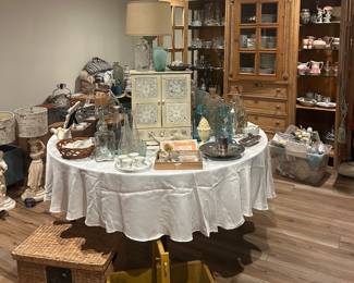 farmhouse and coastal decor items