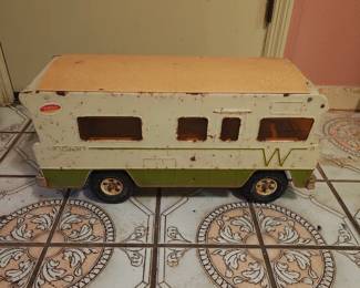 Vintage Tonka Mighty Winnebago Indian Camper Motorhome RV 1970's