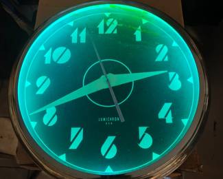 VINTAGE USA LUMICHRON ELECTRIC NEON LIGHTED CLOCK METAL