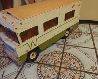 Vintage Tonka Mighty Winnebago Indian Camper Motorhome RV 1970's