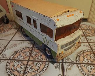 Vintage Tonka Mighty Winnebago Indian Camper Motorhome RV 1970's