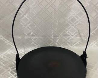 Round Metal Tray w/Handle 