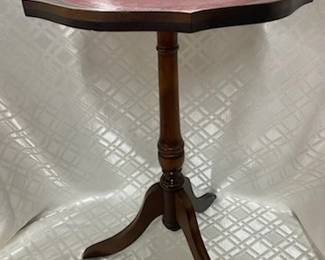 Small Lamp Table 