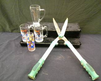 Budweiser Spuds Glasses