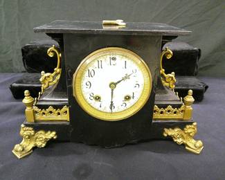 Mantel clock