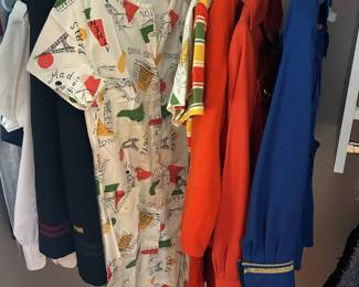 So many collectible uniforms! Great condition!