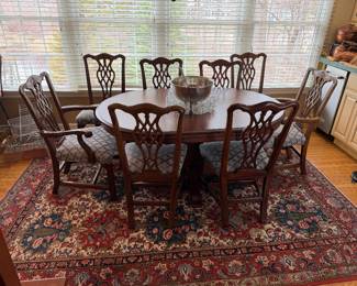 Henredon set of 8 chairs