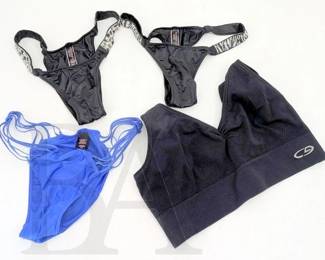 VICTORIA SECRET INITMATES & TOTES