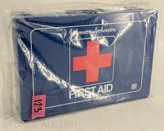 FIRST AID KIT