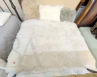 IMITATION LAMB HOME LINENS