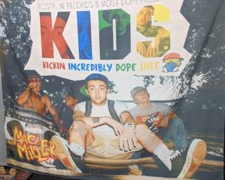 MAC MILLER KIDS FLAG 