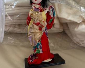 vintage Japanese Geisha doll