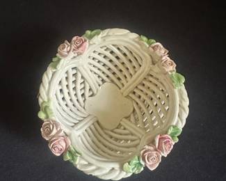 vintage basket-weave trinket dish