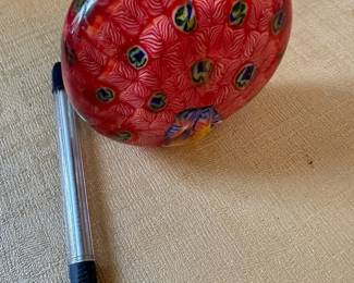 glass pappweight (peacock)