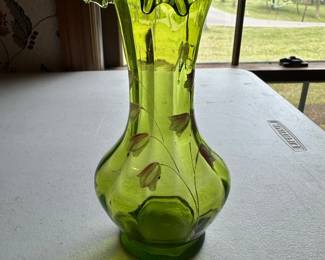 green ruffled edge glass vase