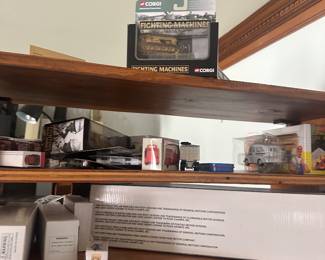 Vintage model airplanes, cars, etc