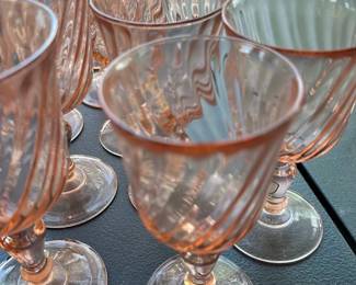 Set of 10 Pink Swirl Glasses
