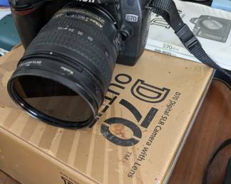 Nikon D70 Outfit digital SLR camera