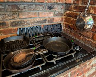 Cast Iron cookware