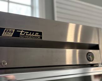 TRUE beverage refrigerator - 27" - model 19G - like NEW - on casters