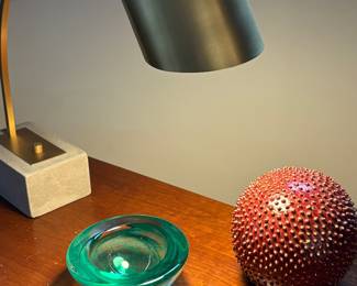 Kosta Boda glass dish, brass and stone table/desk lamp, and ceramic decor