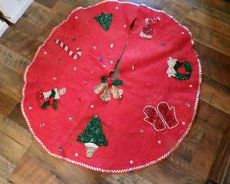 1950's Vintage Christmas Tree Skirt